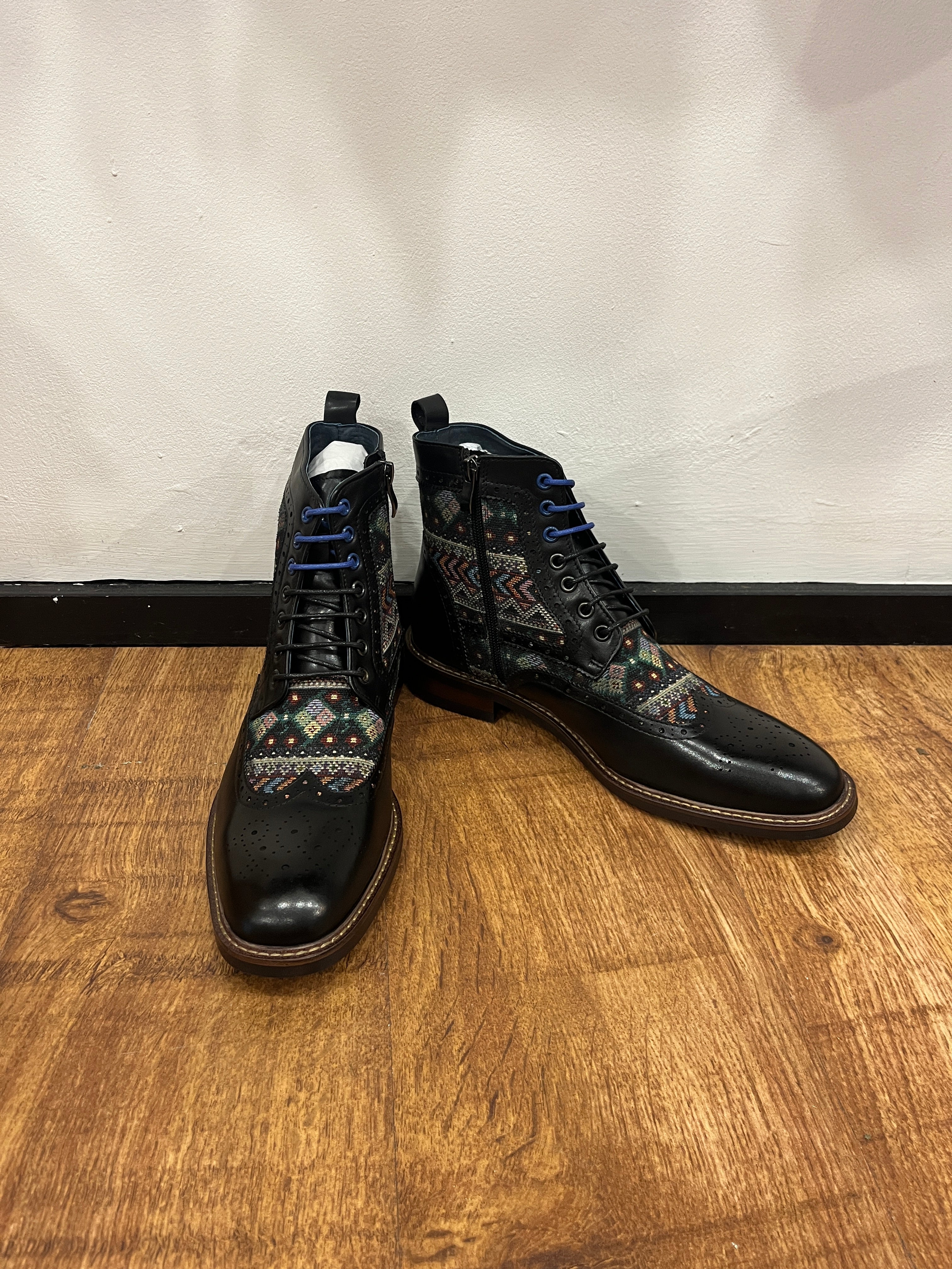 BLACK GARLOS JUSTIN REESS BOOTS