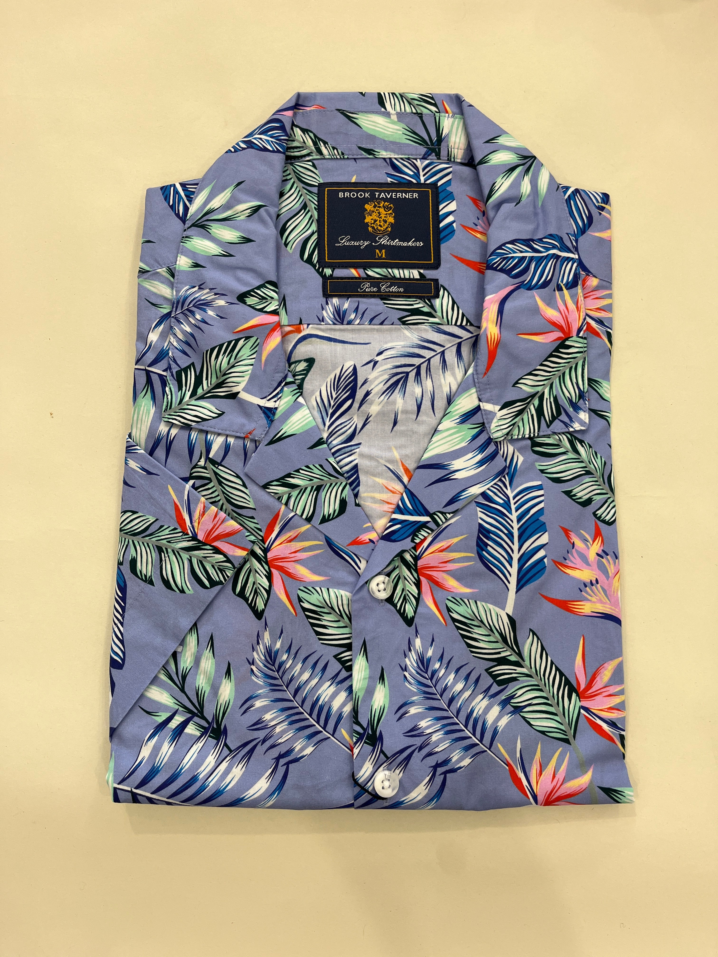 BROOK TAVERNER SKY BLUE SHORT SLEEVE WITH A TROPICAL LEAVES PRINT