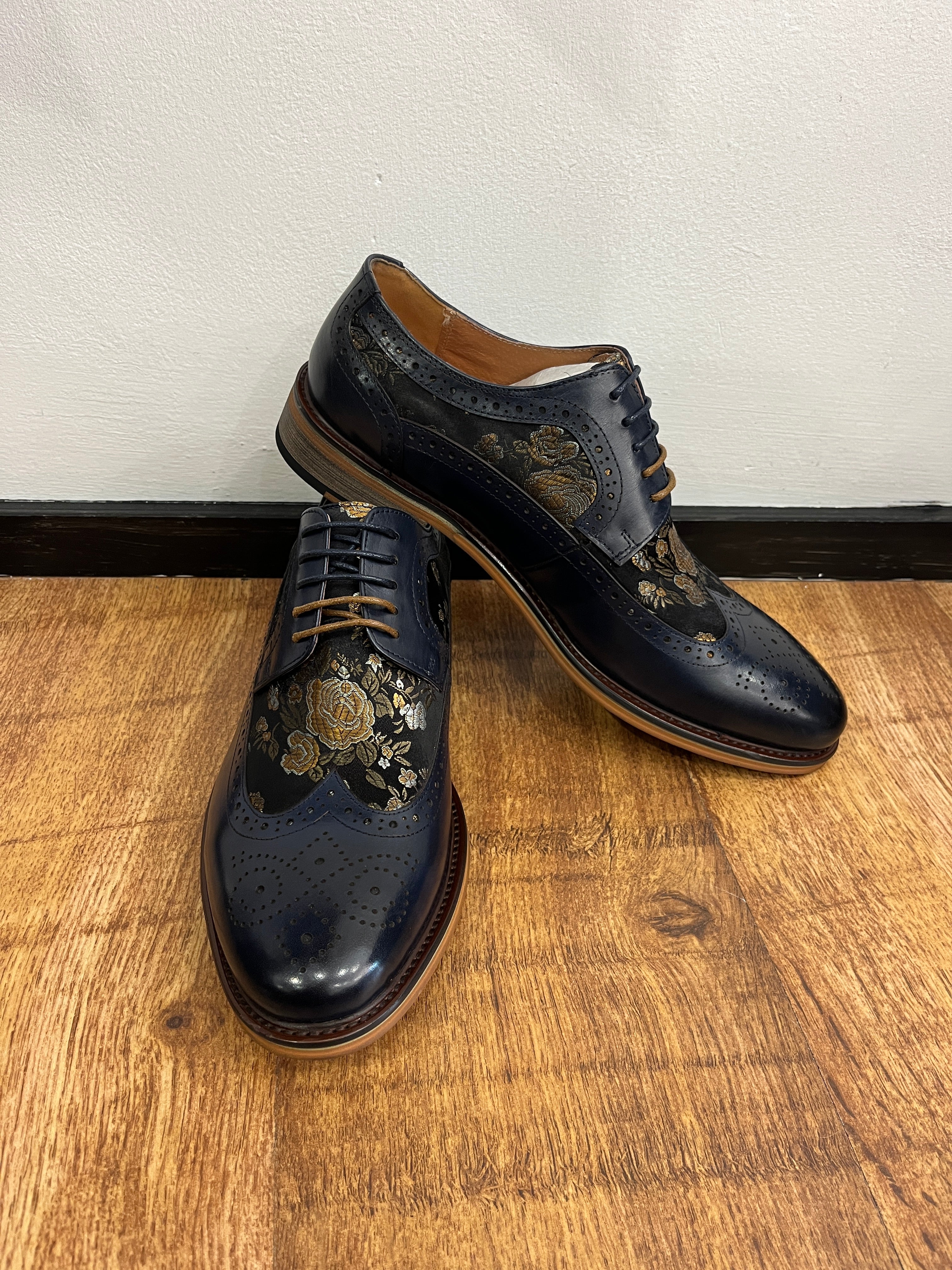 ROSS NAVY FLORAL JUSTIN REESS SHOES