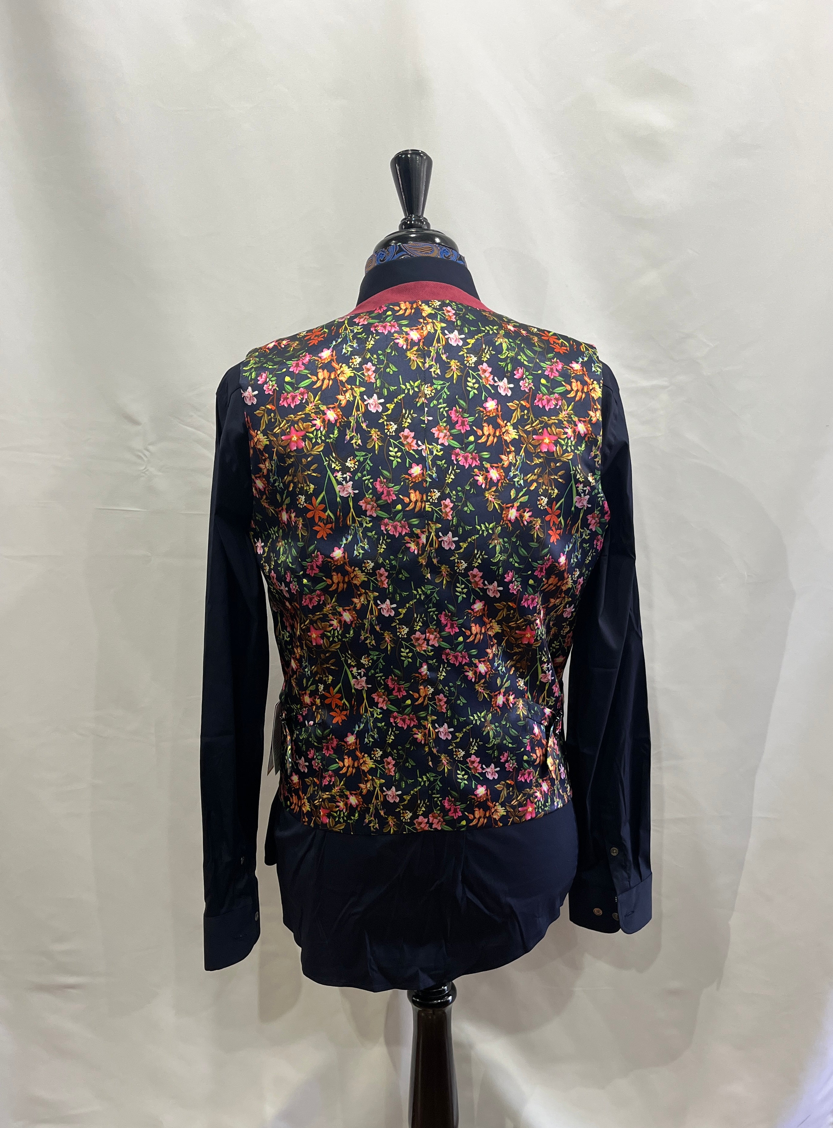 RASPBERRY CAMPLIN SKOPES WAISTCOAT