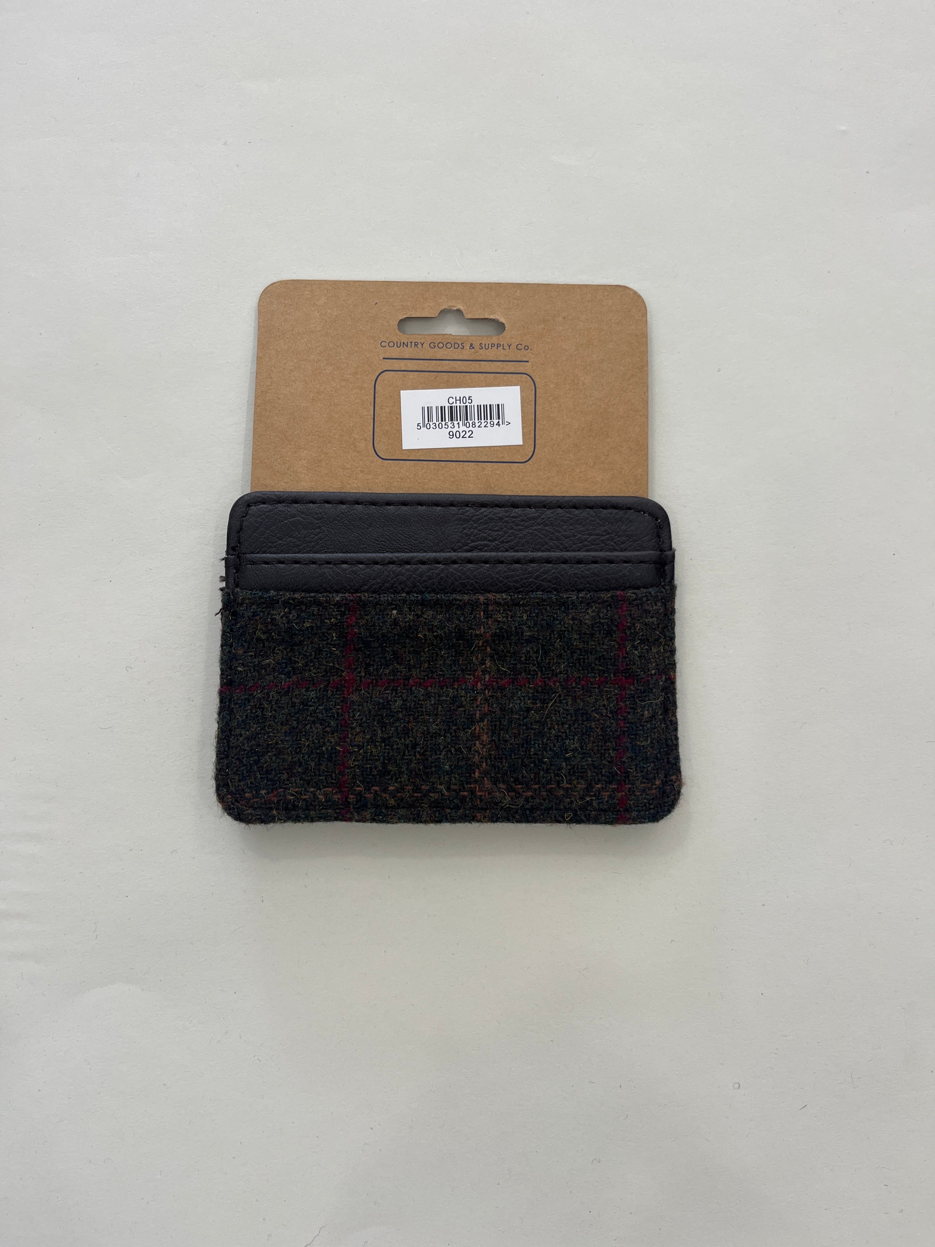 HERITAGE TRADITIONS RED AND YELLOW CHECK BROWN CARD HOLDER